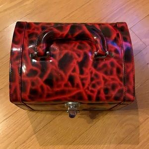 Guess Makeup case
